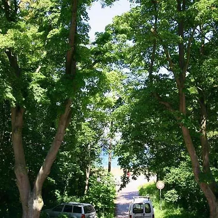 Отель Duenenschloss-haus-1-wohnung-14-230